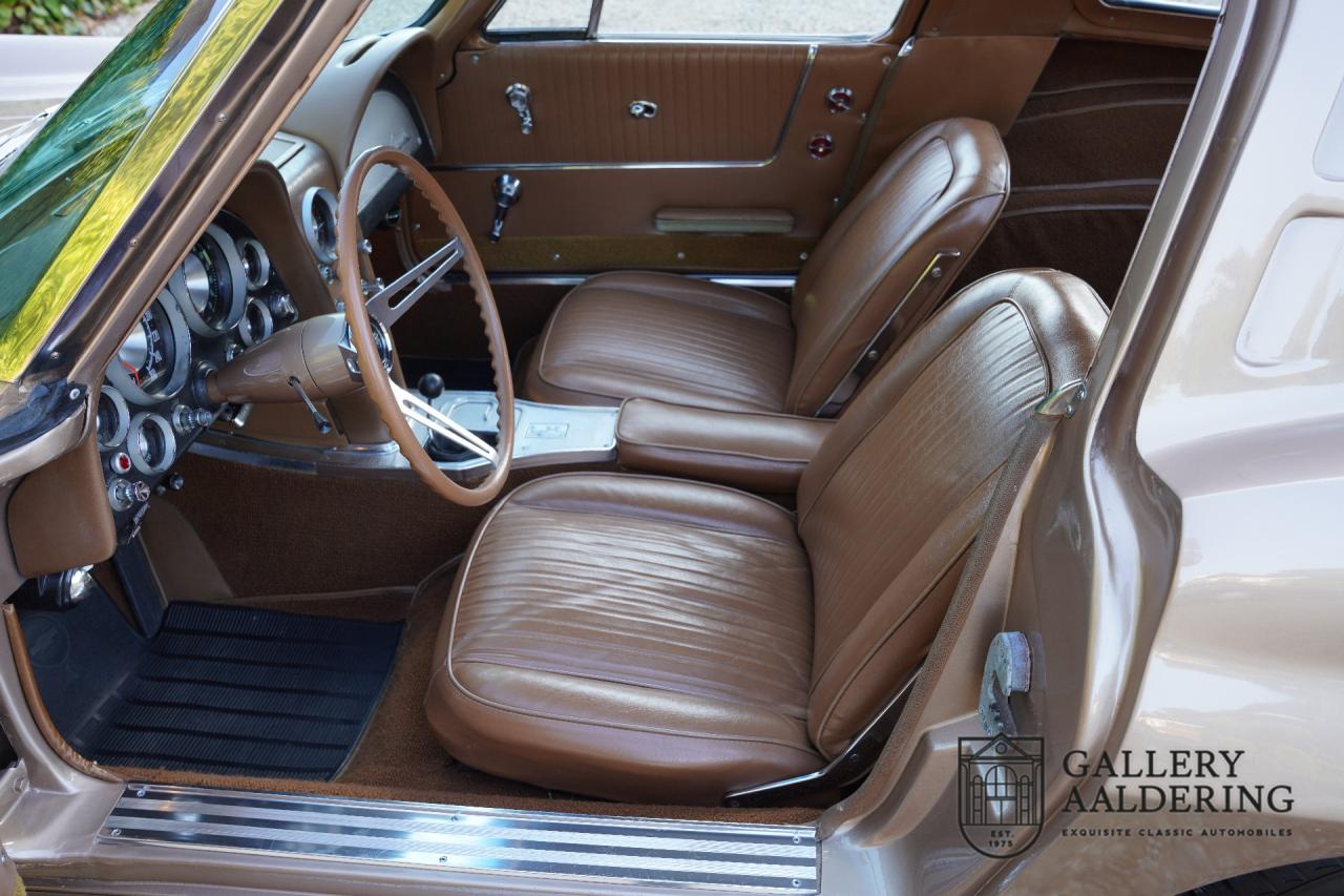 1963 Chevrolet C2 Sting Ray Coup&eacute; Split window