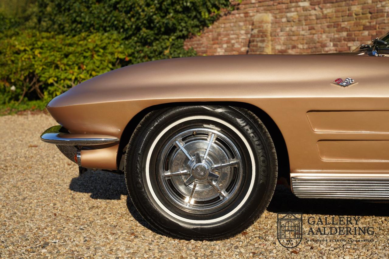 1963 Chevrolet C2 Sting Ray Coup&eacute; Split window