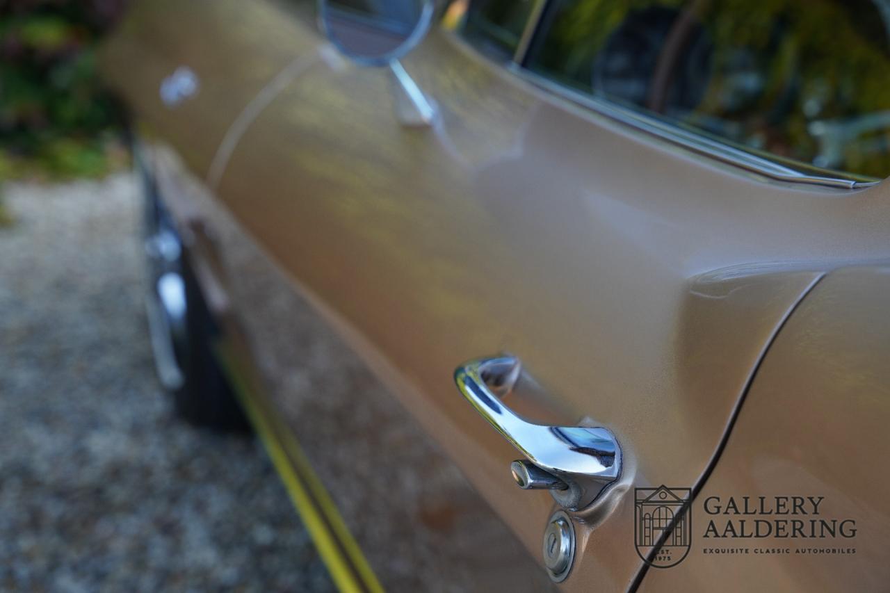 1963 Chevrolet C2 Sting Ray Coup&eacute; Split window