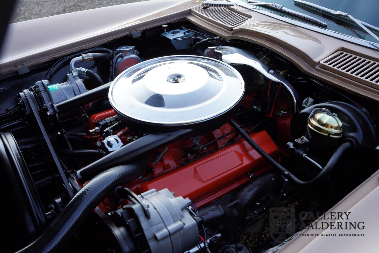1963 Chevrolet C2 Sting Ray Coup&eacute; Split window