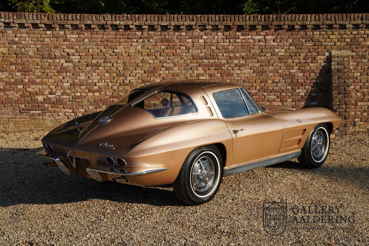 1963 Chevrolet C2 Sting Ray Coup&eacute; Split window