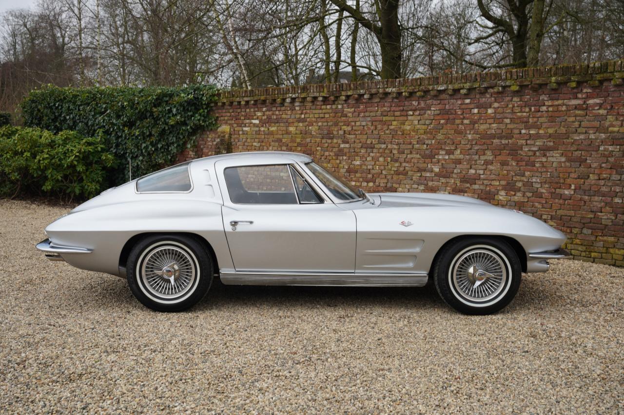 1963 Chevrolet Corvette C2 Sting Ray Split-Window 327 Coup&eacute;