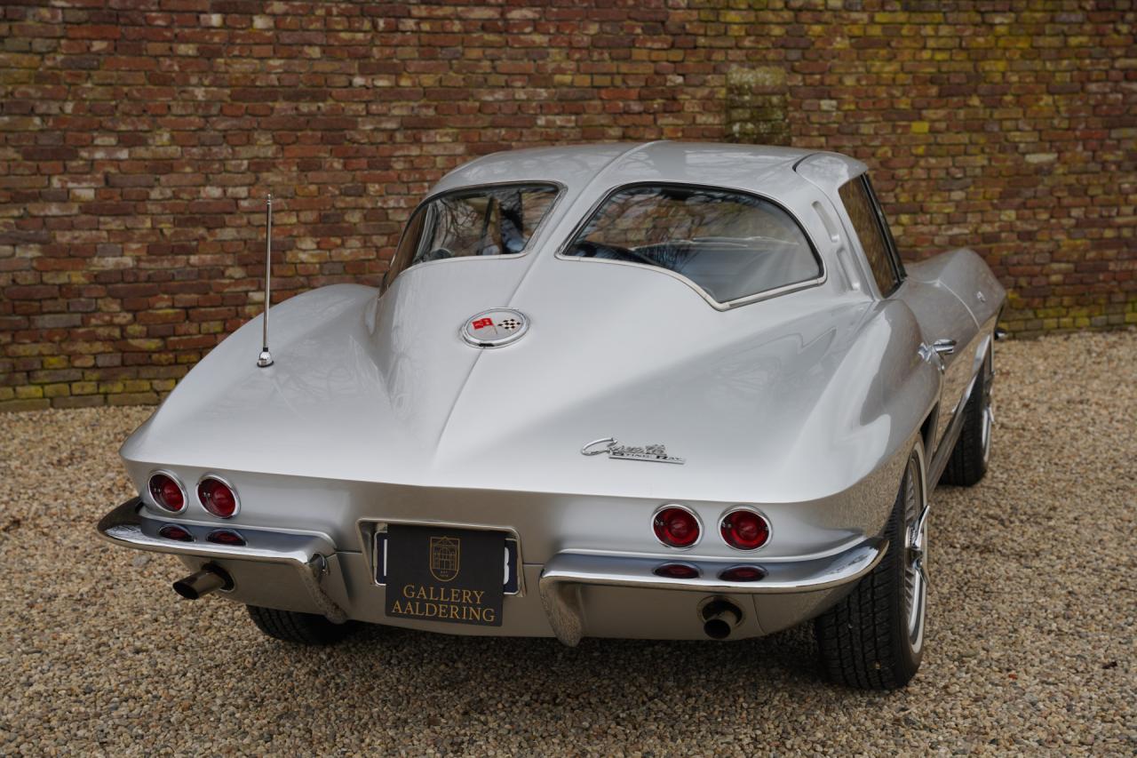 1963 Chevrolet Corvette C2 Sting Ray Split-Window 327 Coup&eacute;