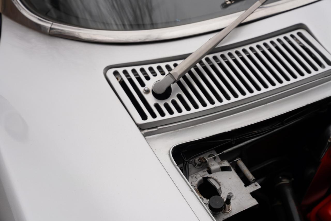 1963 Chevrolet Corvette C2 Sting Ray Split-Window 327 Coup&eacute;