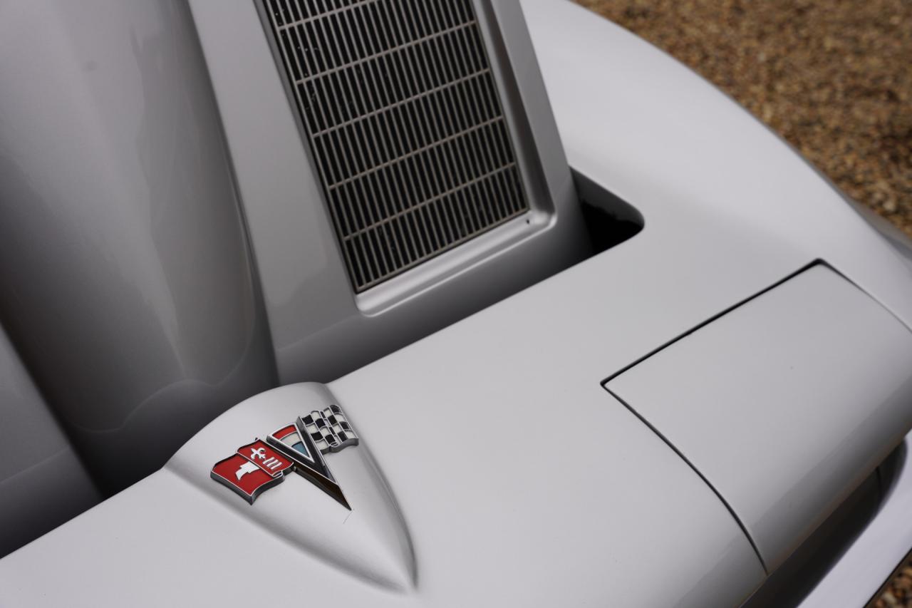 1963 Chevrolet Corvette C2 Sting Ray Split-Window 327 Coup&eacute;