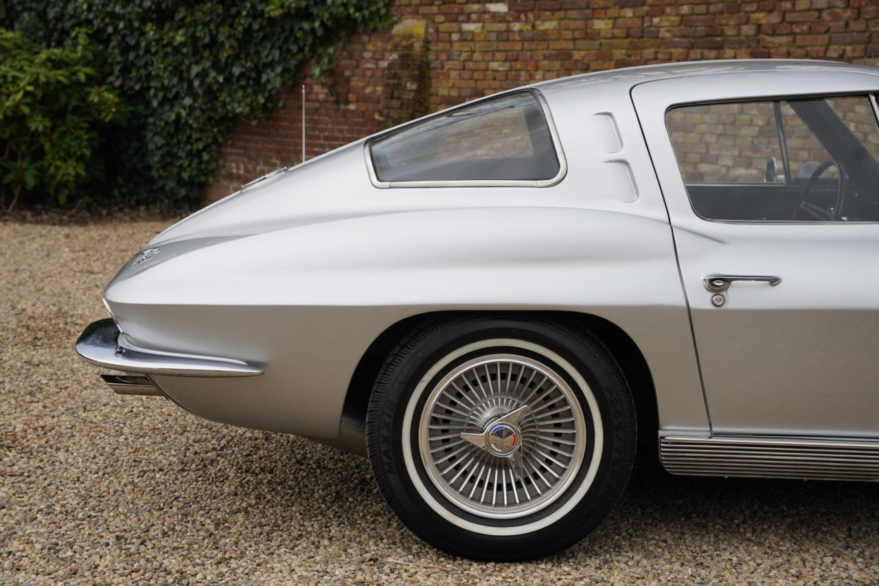 1963 Chevrolet Corvette C2 Sting Ray Split-Window 327 Coup&eacute;