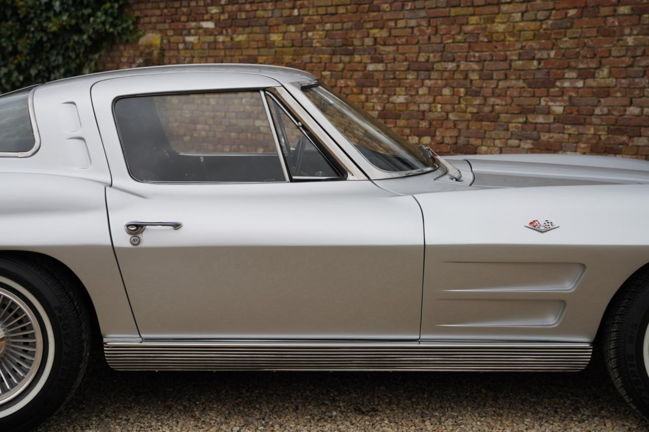 1963 Chevrolet Corvette C2 Sting Ray Split-Window 327 Coup&eacute;