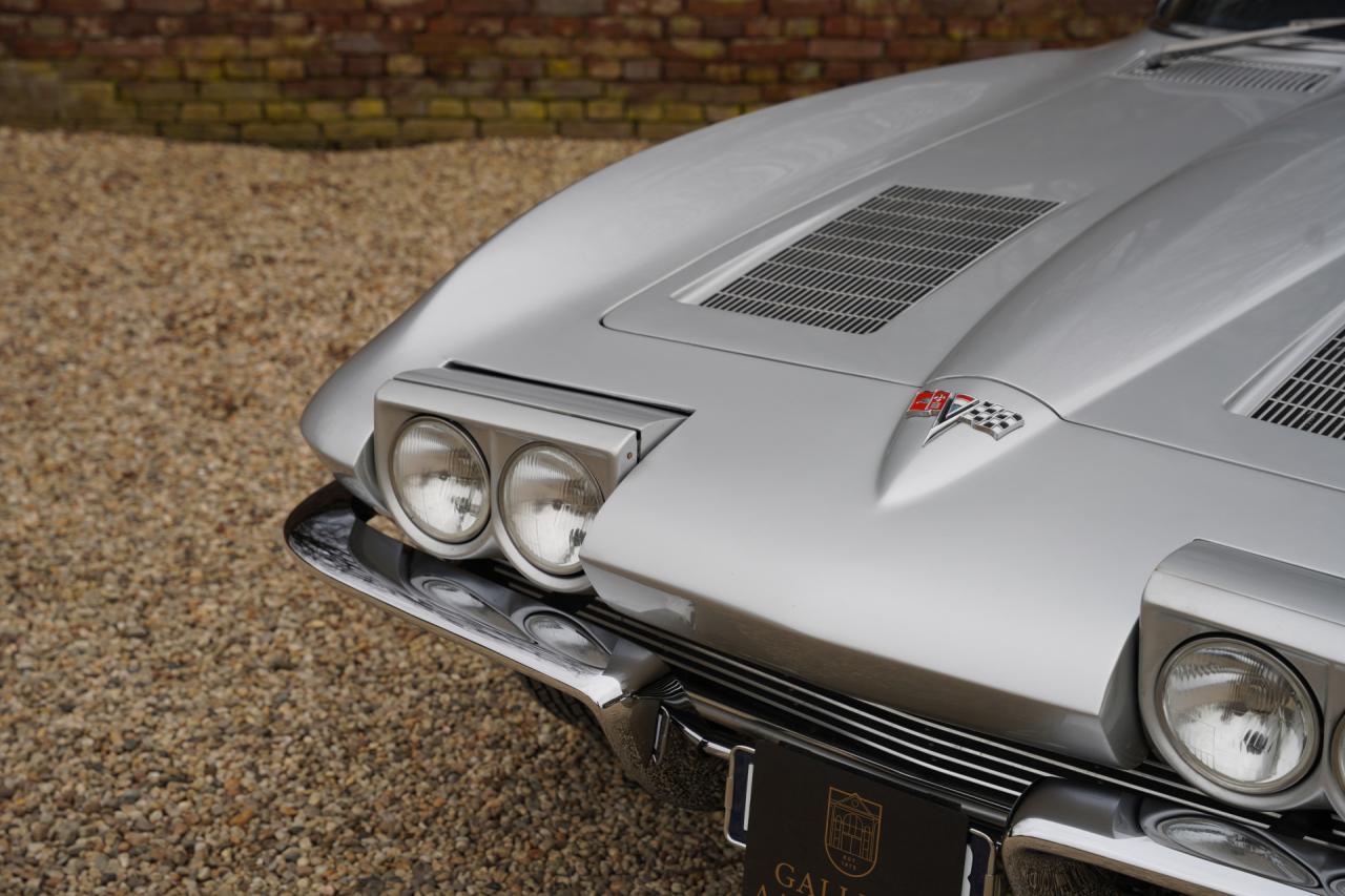 1963 Chevrolet Corvette C2 Sting Ray Split-Window 327 Coup&eacute;