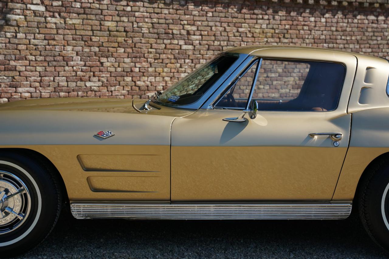 1963 Chevrolet Corvette C2 Sting Ray Split Window