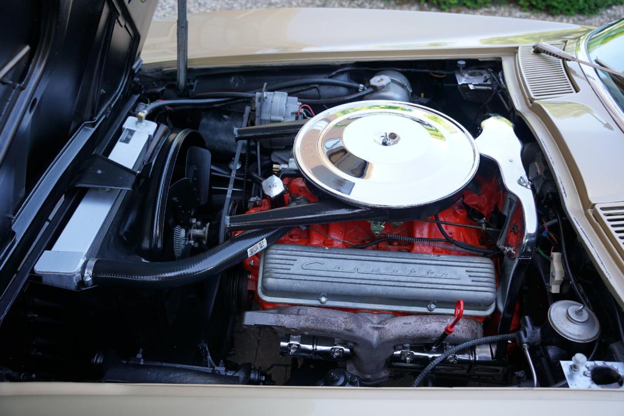 1963 Chevrolet Corvette C2 Sting Ray Split Window