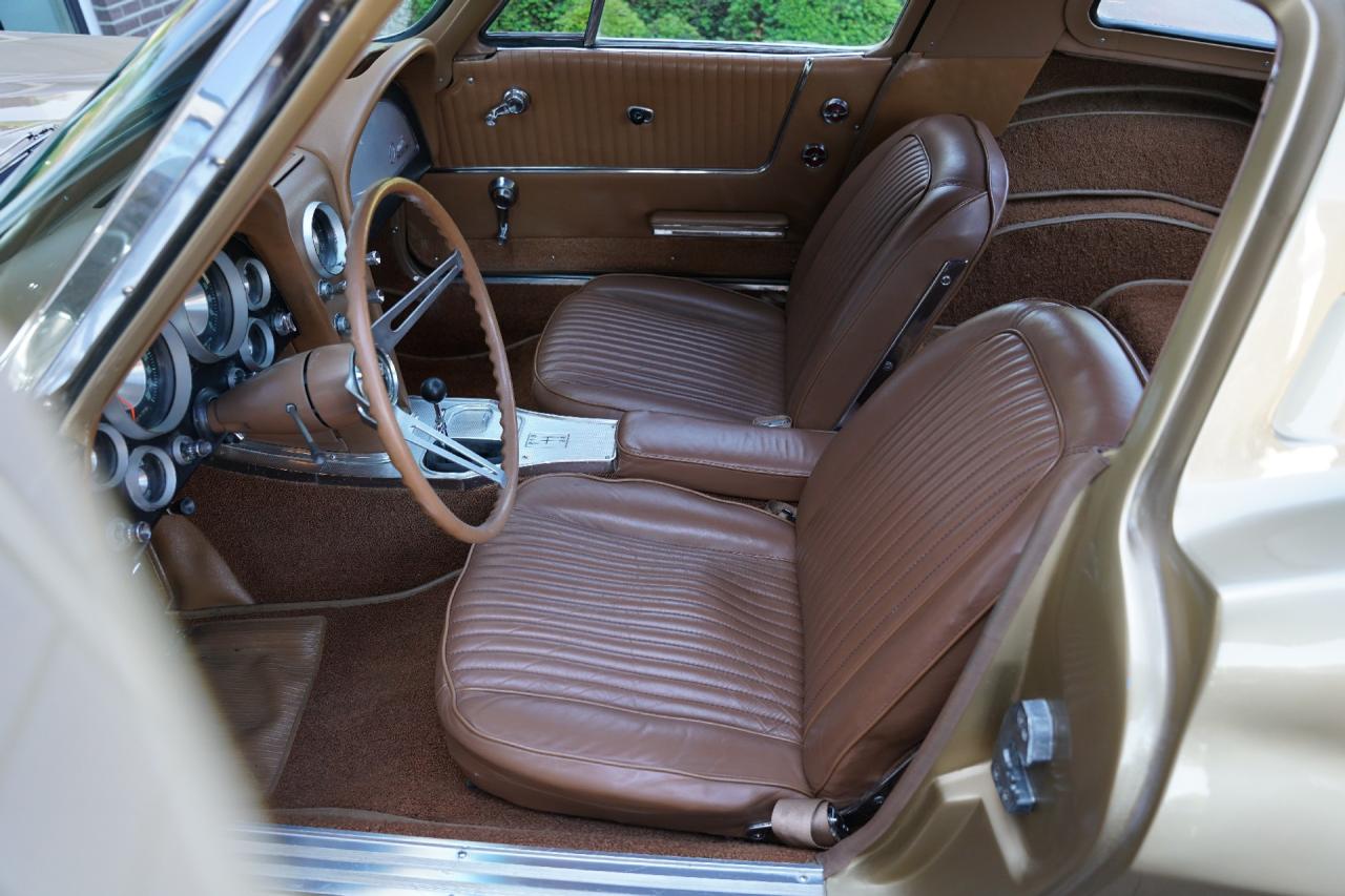1963 Chevrolet Corvette C2 Sting Ray Split Window