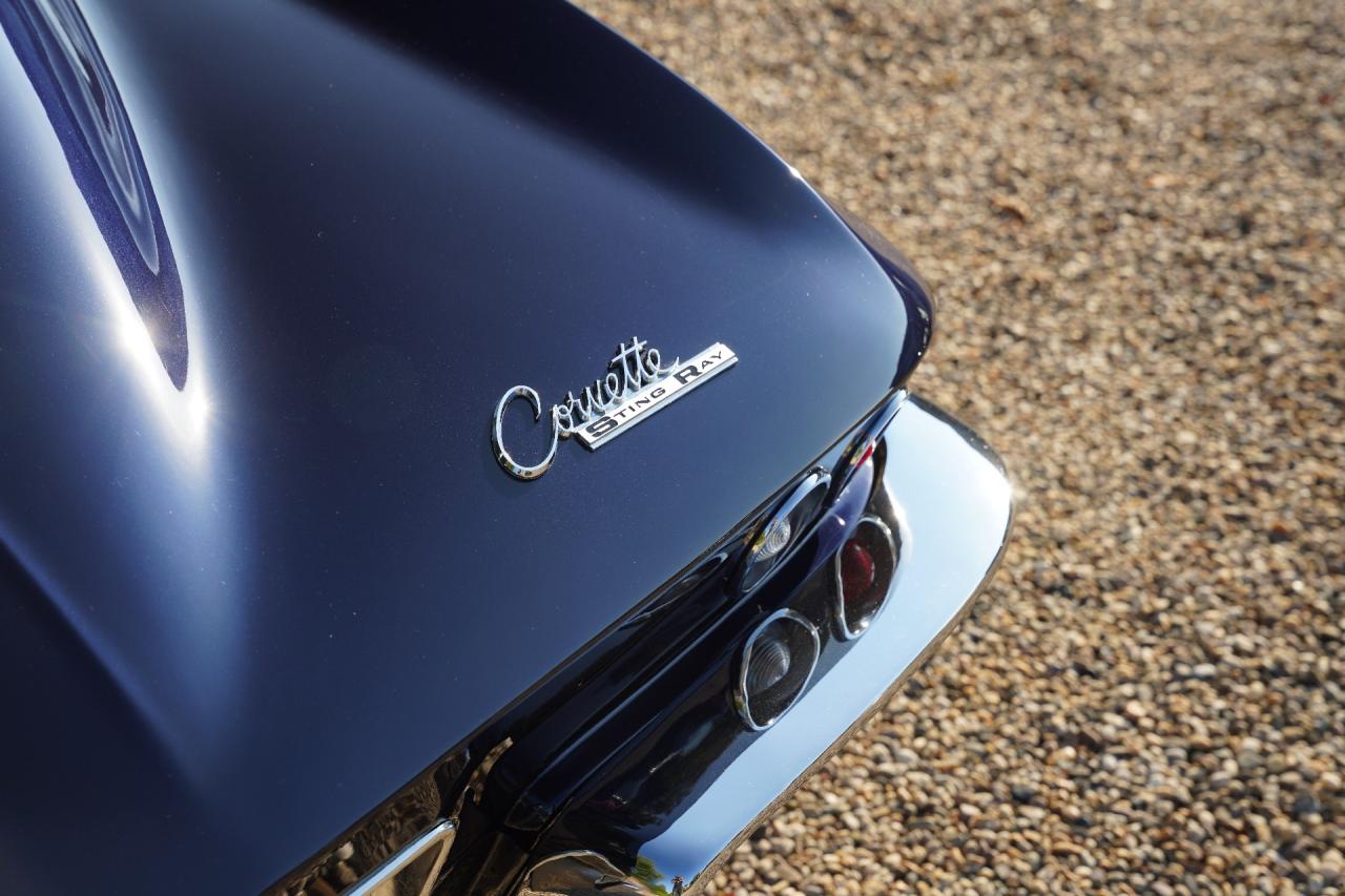 1964 Chevrolet Corvette C2 Sting Ray Coup&eacute;