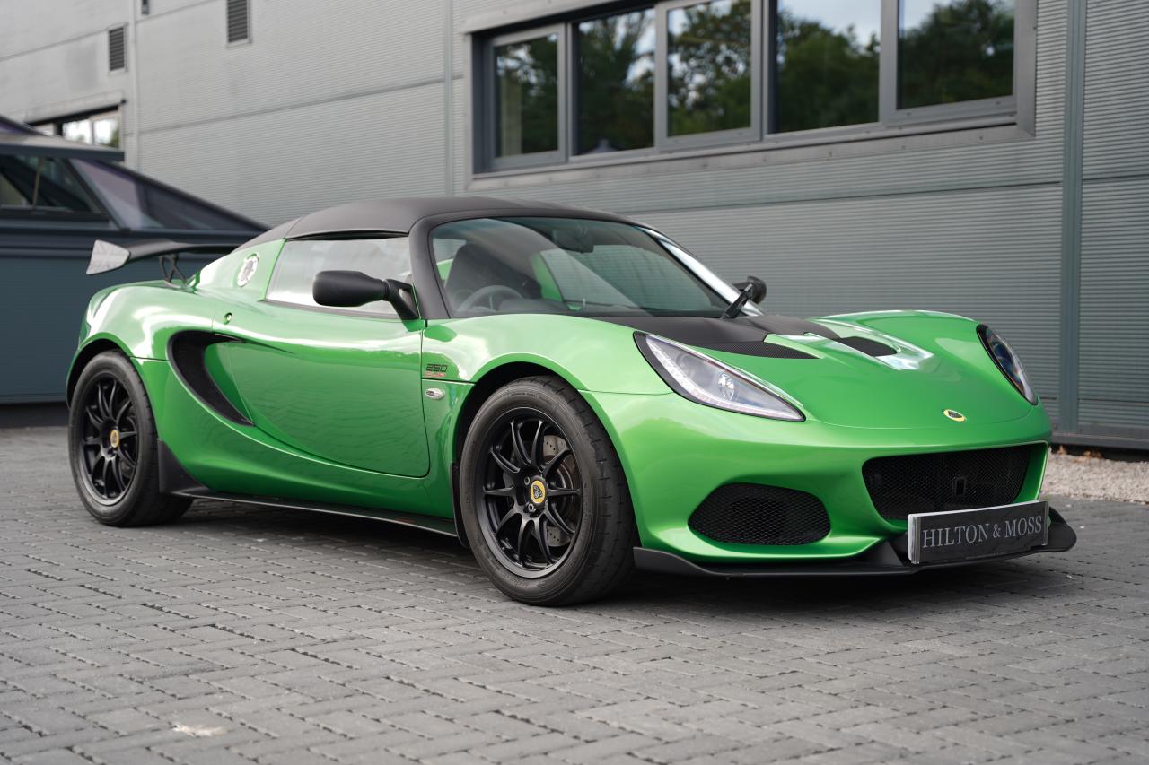 2019 Lotus Elise