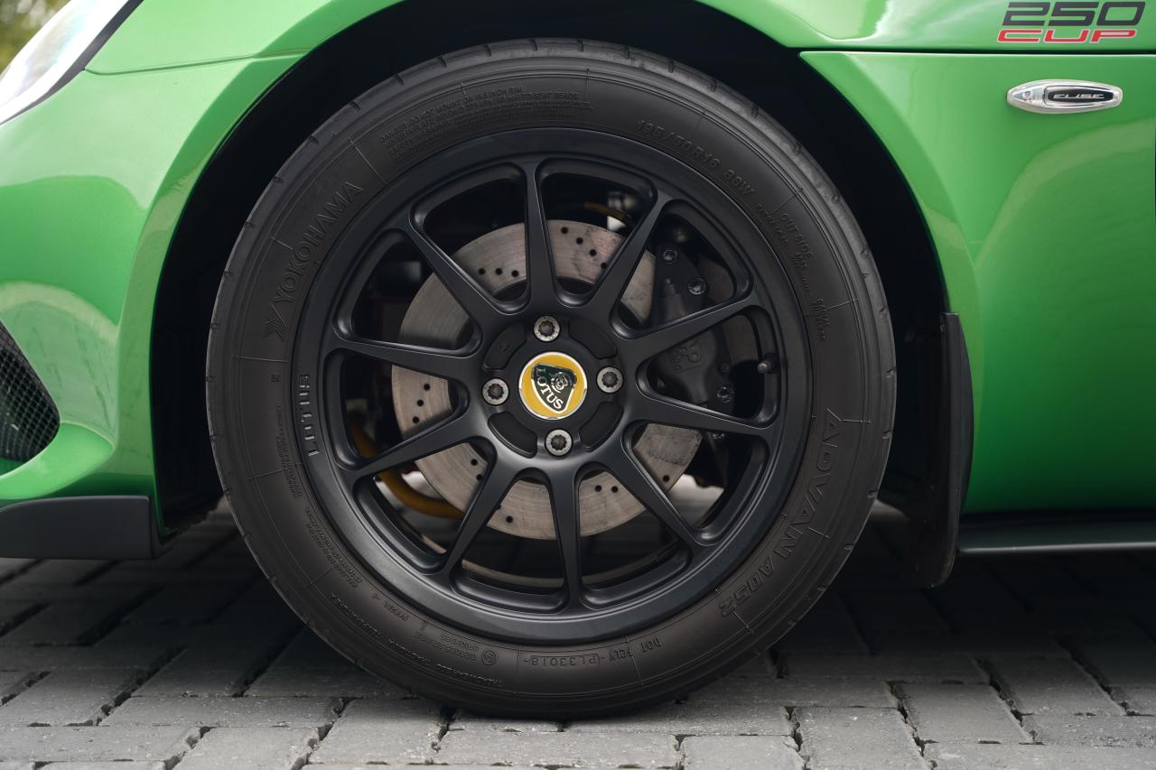 2019 Lotus Elise