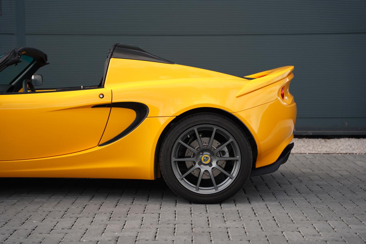 2021 Lotus Elise
