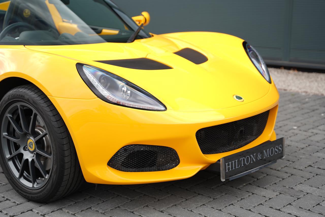 2021 Lotus Elise