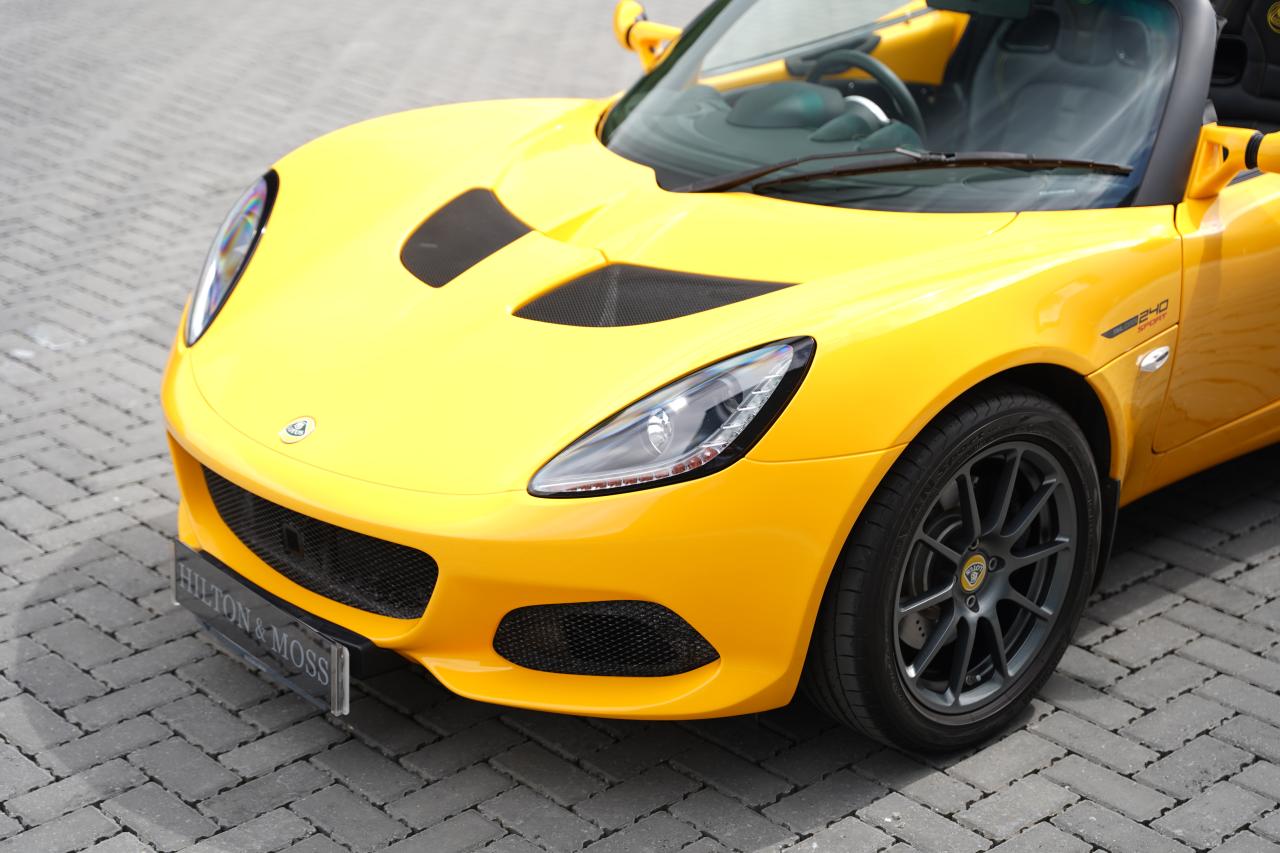 2021 Lotus Elise