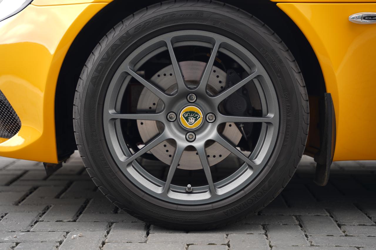 2021 Lotus Elise