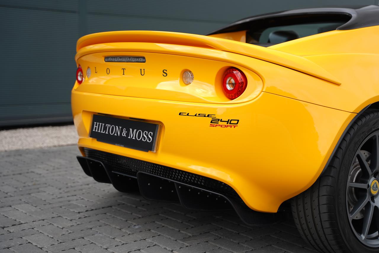 2021 Lotus Elise
