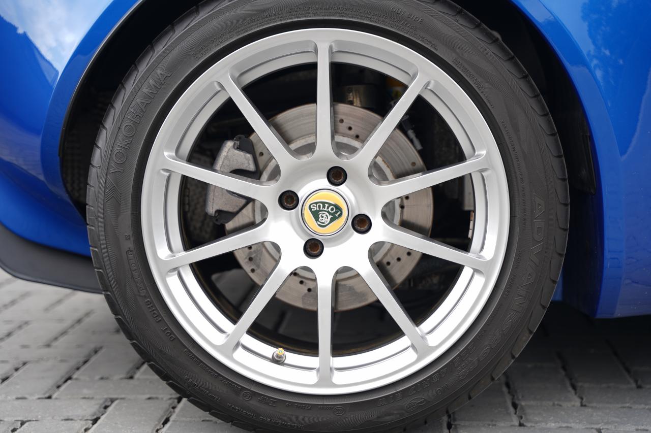 2020 Lotus Elise