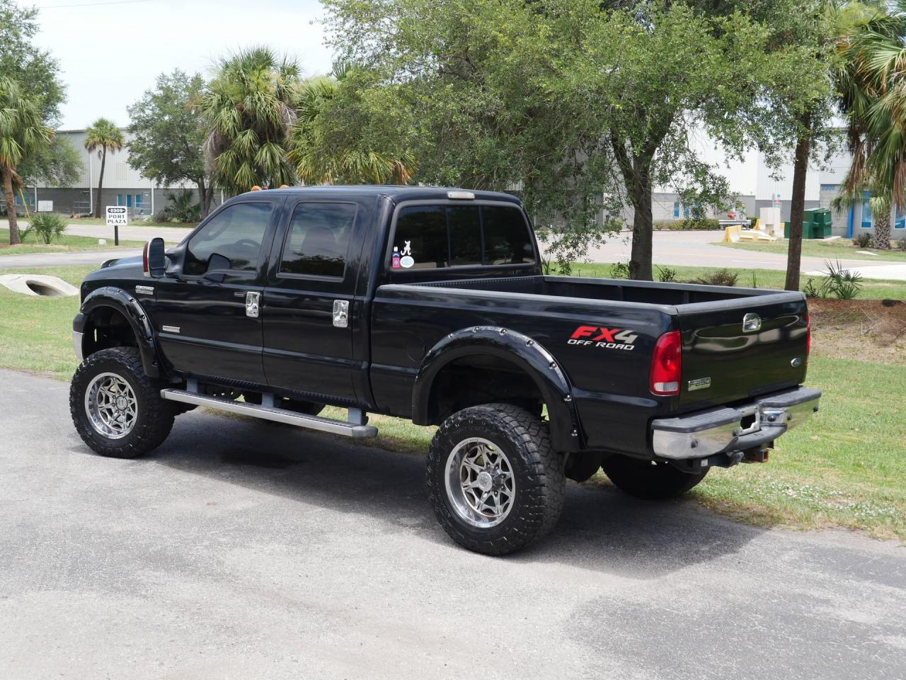 2006 Ford F250 Lariat Crew Cab 4x4