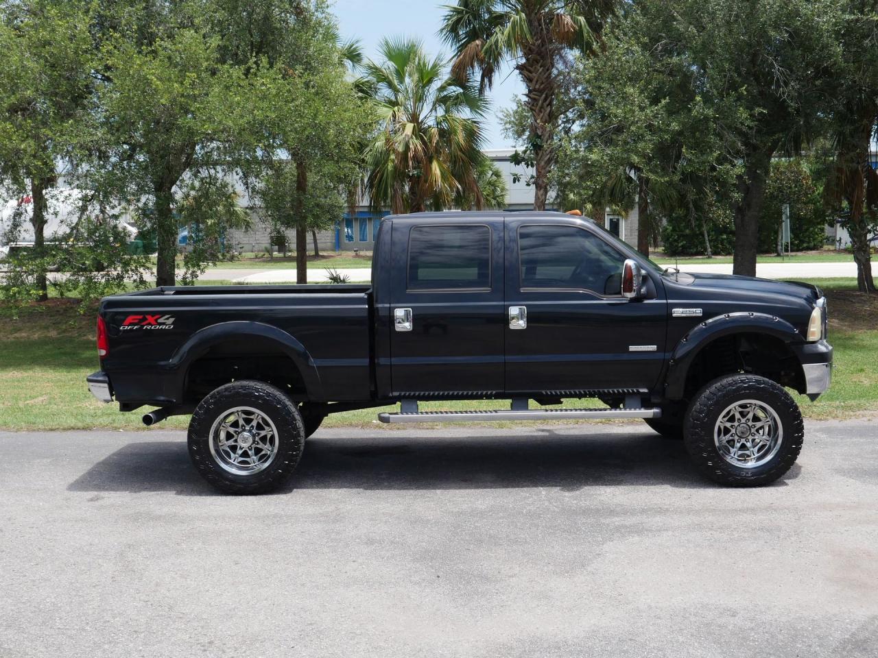 2006 Ford F250 Lariat Crew Cab 4x4