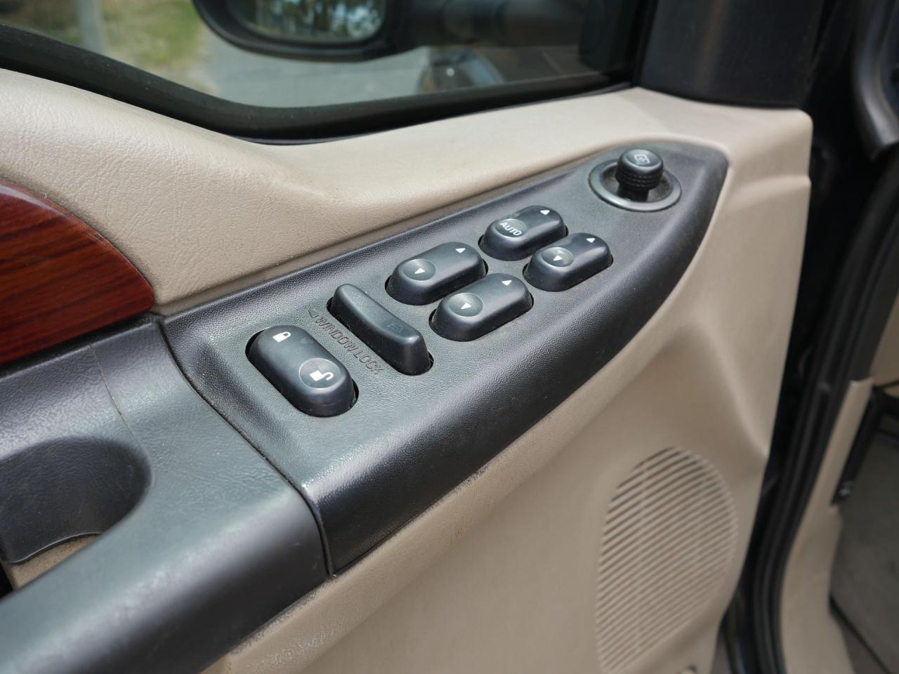 2006 Ford F250 Lariat Crew Cab 4x4