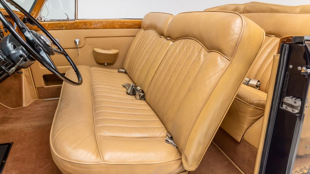 1961 Rolls - Royce Silver Cloud II H.J. Mulliner Drophead Coupe