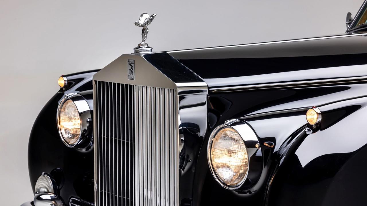 1961 Rolls - Royce Silver Cloud II H.J. Mulliner Drophead Coupe