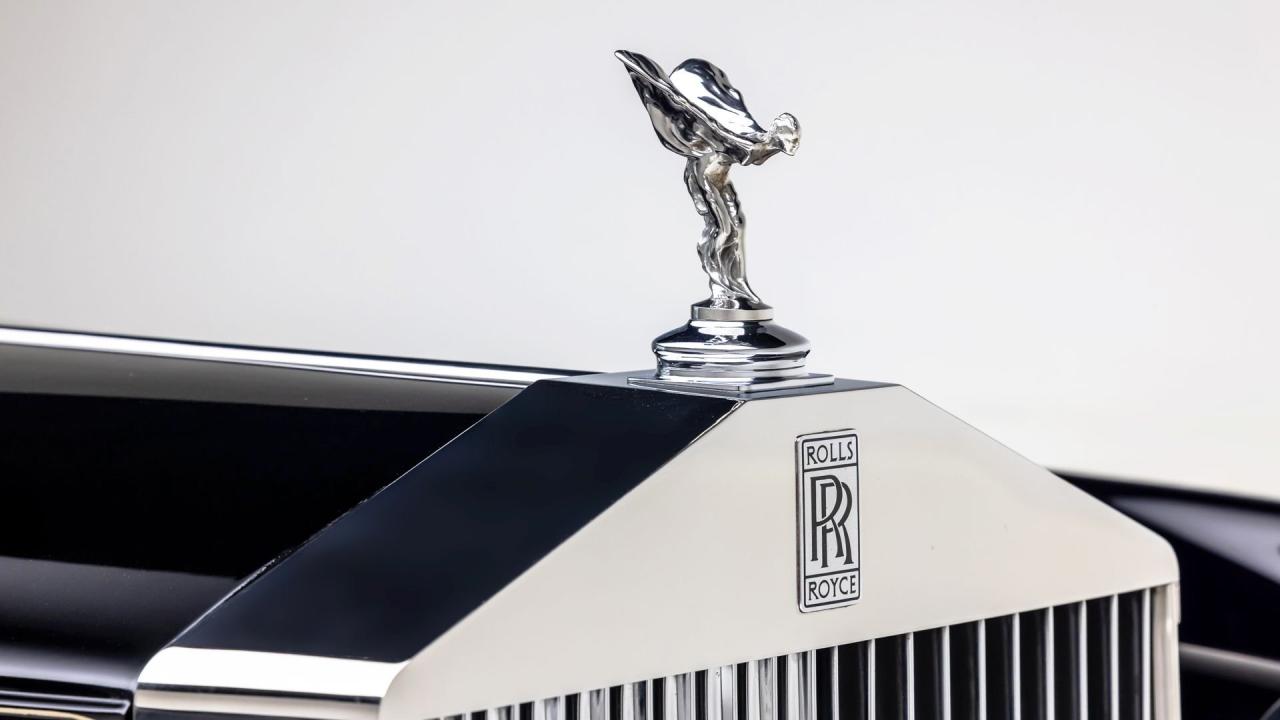 1961 Rolls - Royce Silver Cloud II H.J. Mulliner Drophead Coupe