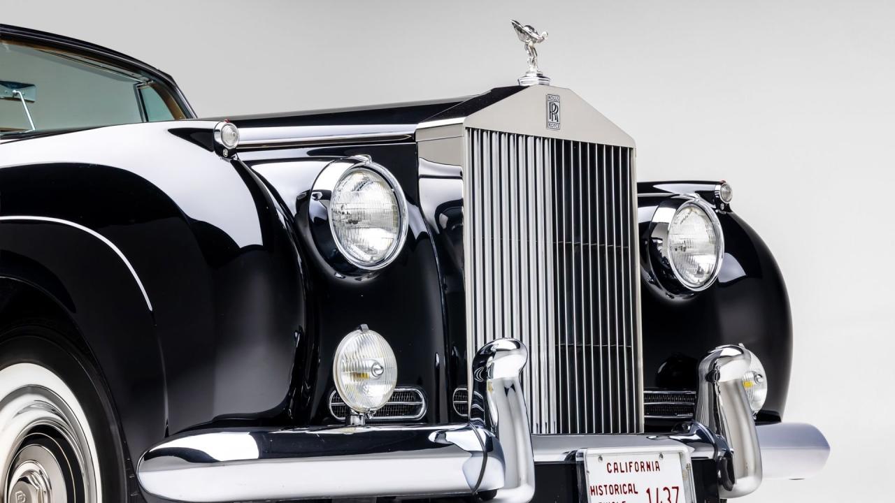 1961 Rolls - Royce Silver Cloud II H.J. Mulliner Drophead Coupe