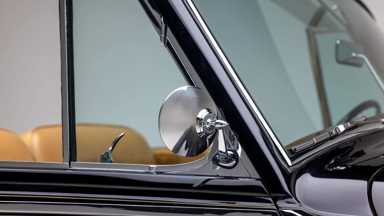 1961 Rolls - Royce Silver Cloud II H.J. Mulliner Drophead Coupe