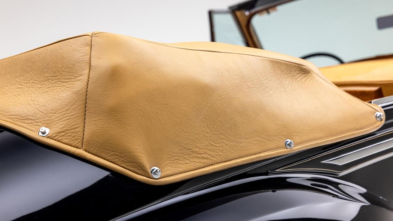 1961 Rolls - Royce Silver Cloud II H.J. Mulliner Drophead Coupe