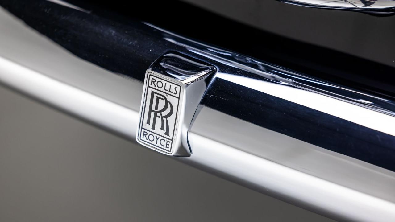 1961 Rolls - Royce Silver Cloud II H.J. Mulliner Drophead Coupe