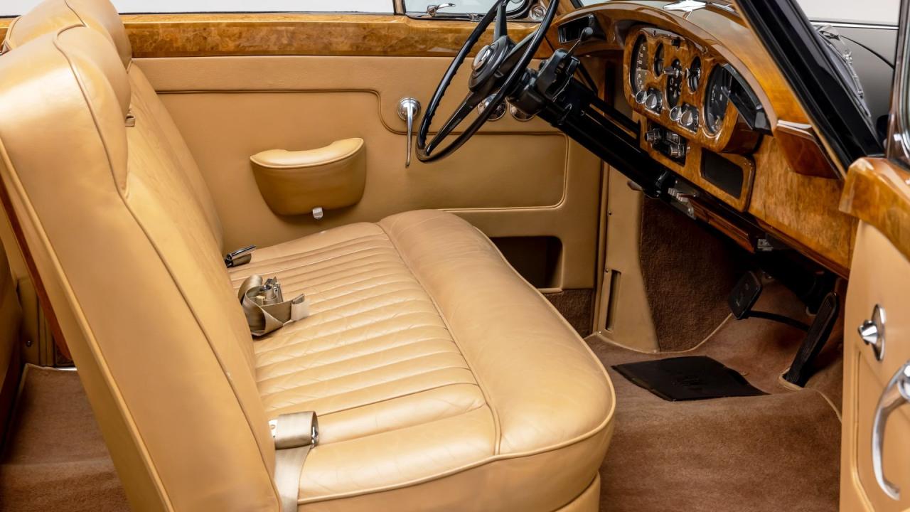 1961 Rolls - Royce Silver Cloud II H.J. Mulliner Drophead Coupe