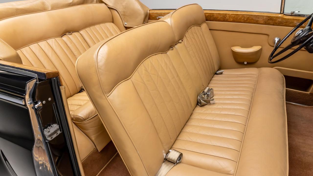 1961 Rolls - Royce Silver Cloud II H.J. Mulliner Drophead Coupe