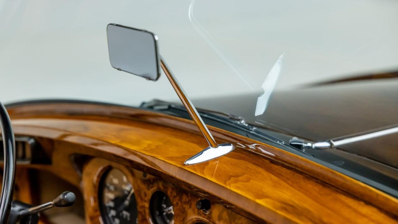 1961 Rolls - Royce Silver Cloud II H.J. Mulliner Drophead Coupe