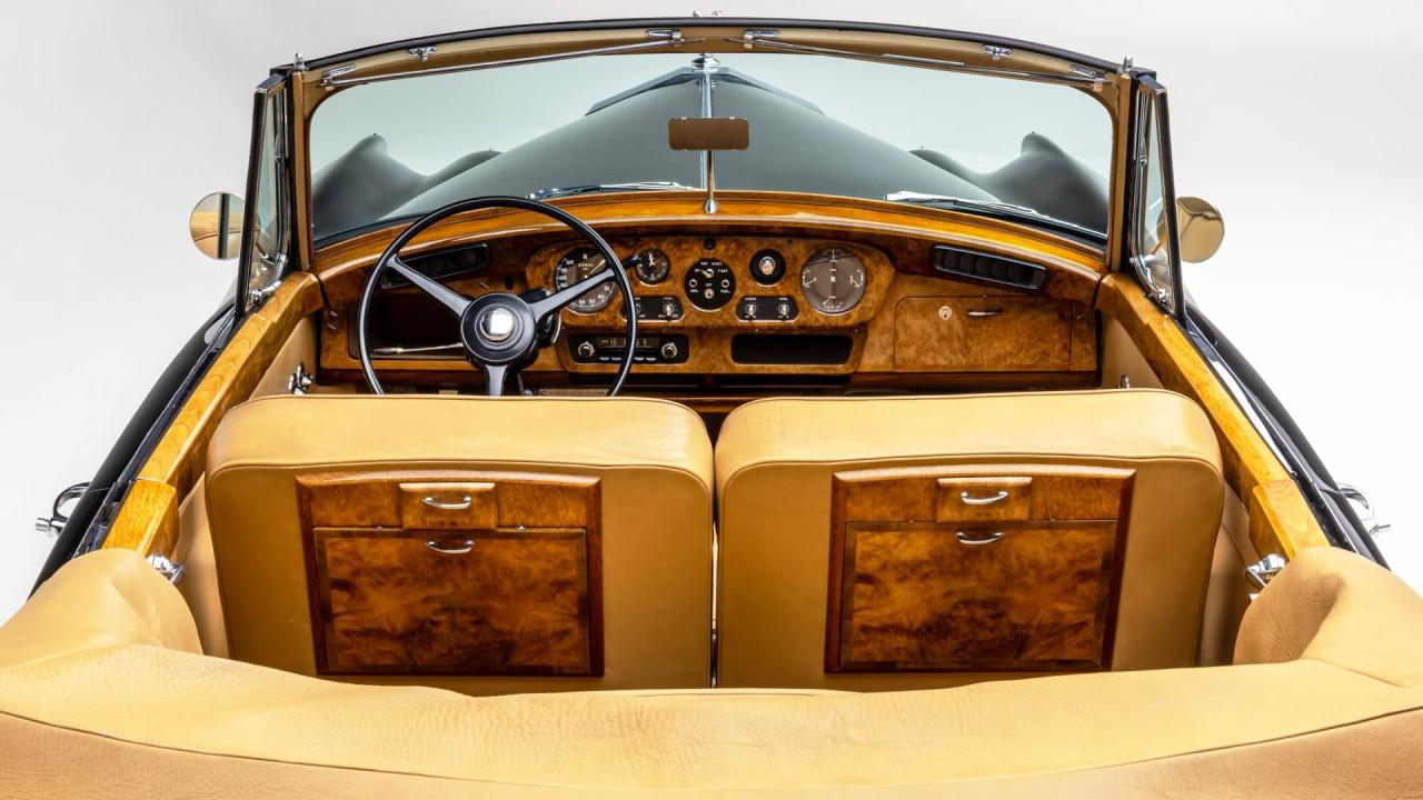 1961 Rolls - Royce Silver Cloud II H.J. Mulliner Drophead Coupe
