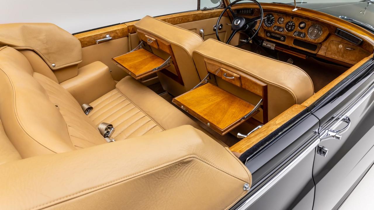 1961 Rolls - Royce Silver Cloud II H.J. Mulliner Drophead Coupe