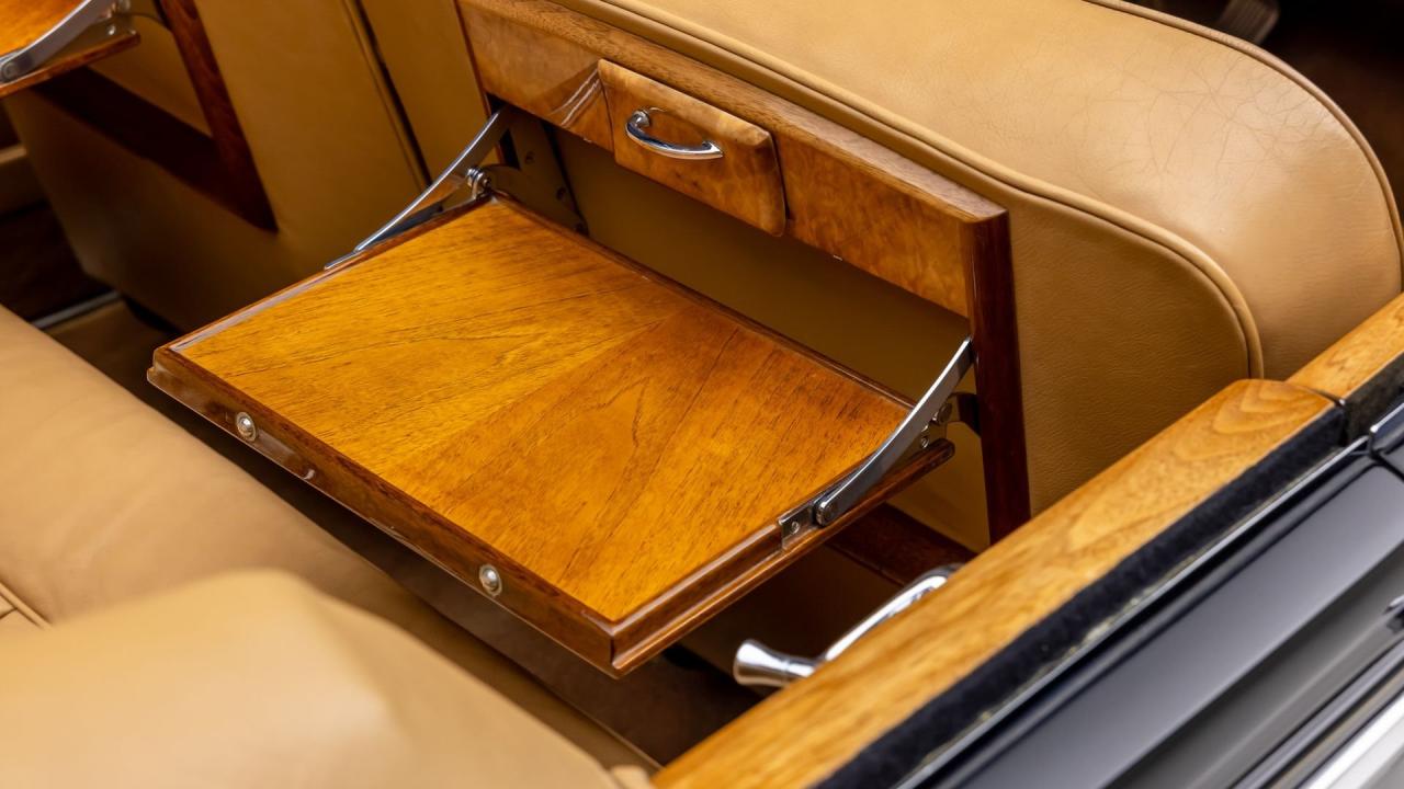 1961 Rolls - Royce Silver Cloud II H.J. Mulliner Drophead Coupe