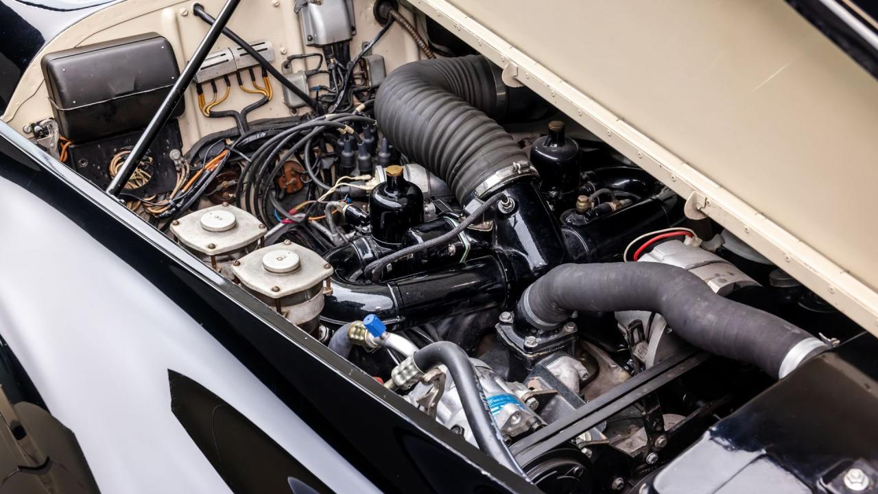 1961 Rolls - Royce Silver Cloud II H.J. Mulliner Drophead Coupe