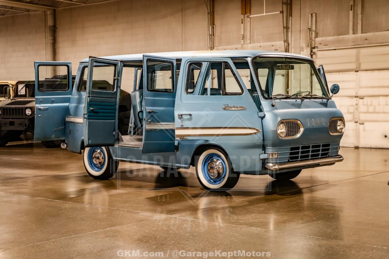 1962 Ford Falcon Club Wagon