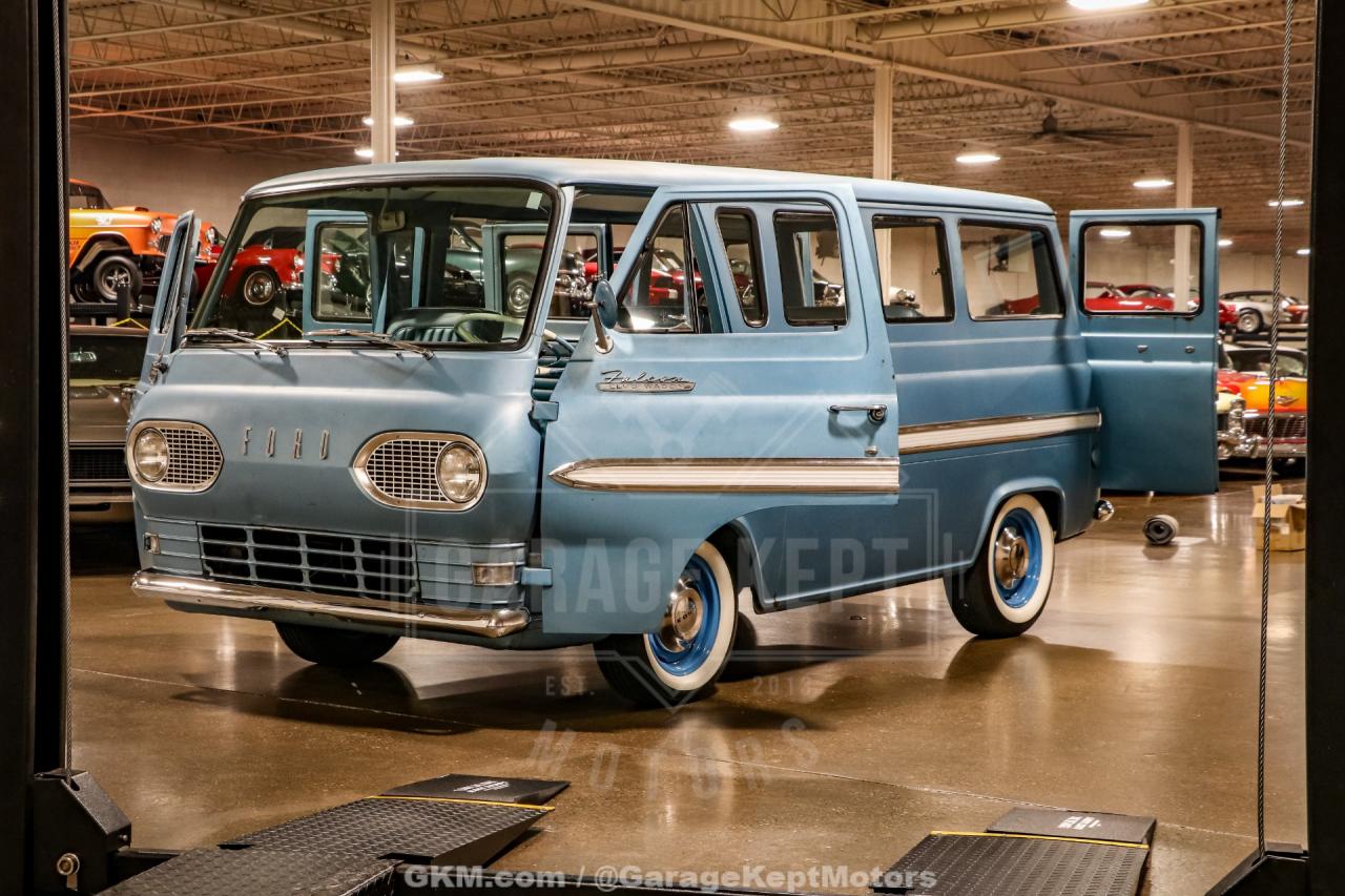 1962 Ford Falcon Club Wagon