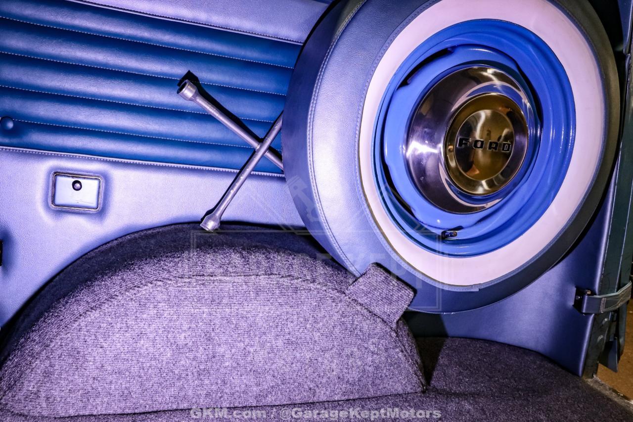 1962 Ford Falcon Club Wagon