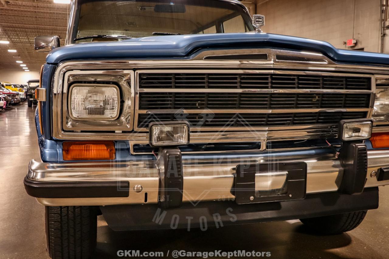1987 Jeep Grand Wagoneer