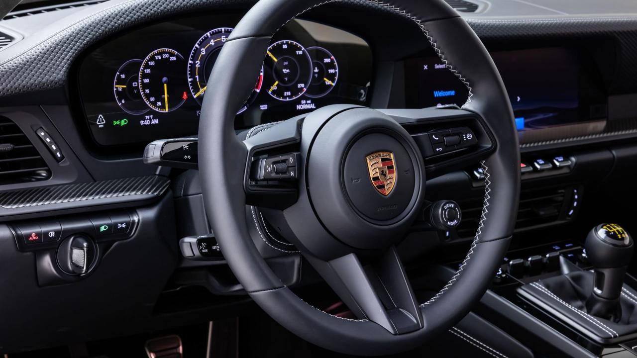 2026 Porsche 911 GT3 Touring Lightweight Package