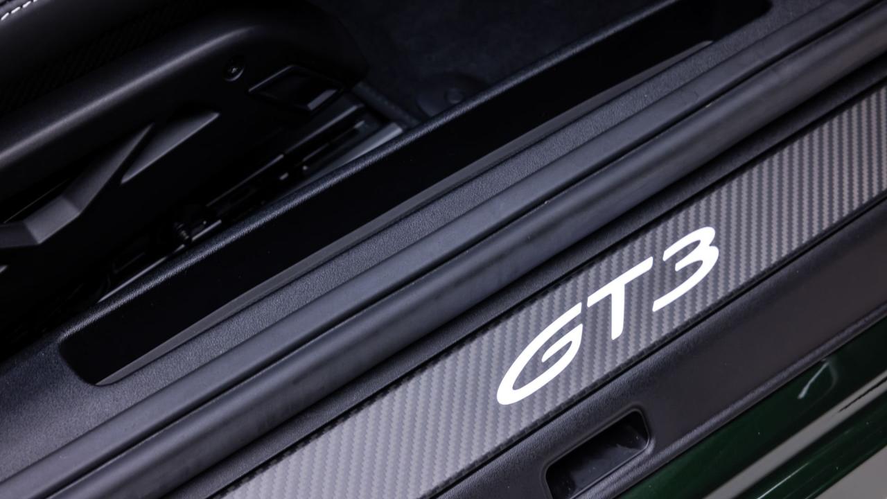 2026 Porsche 911 GT3 Touring Lightweight Package