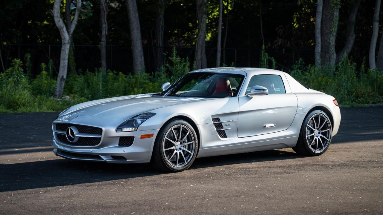 2011 Mercedes - Benz SLS AMG