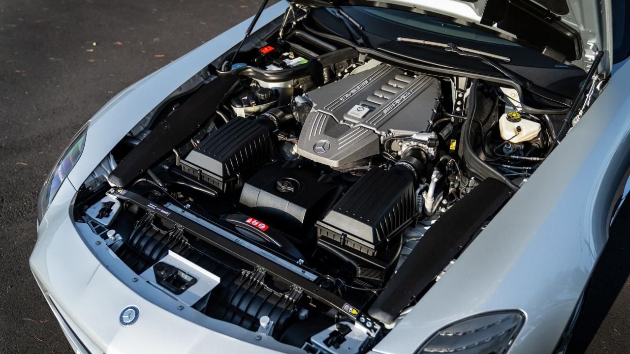 2011 Mercedes - Benz SLS AMG