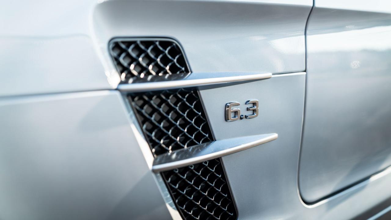 2011 Mercedes - Benz SLS AMG